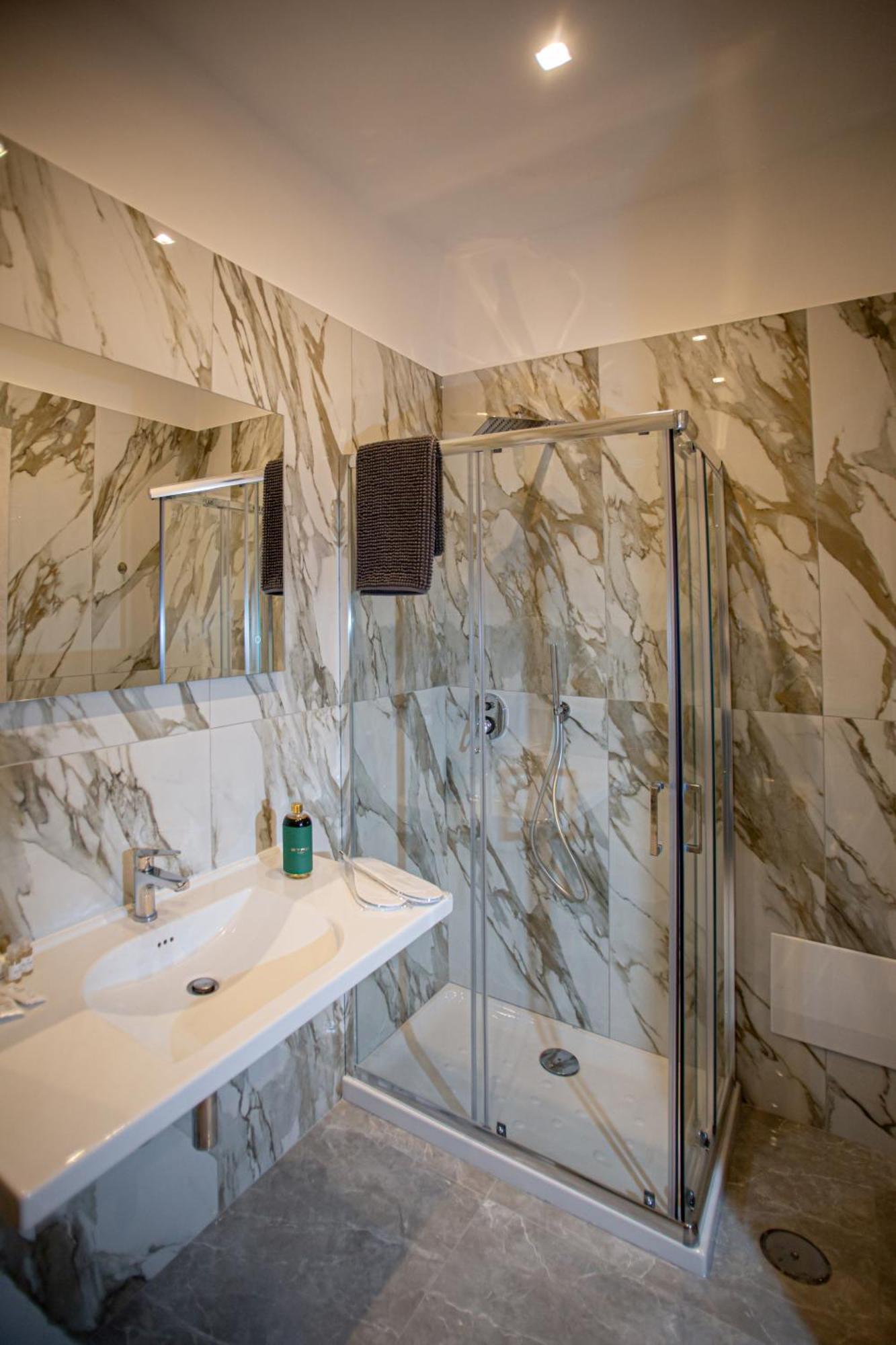 Forever Luxury Rooms كاستيلاّماري دي ستا المظهر الخارجي الصورة